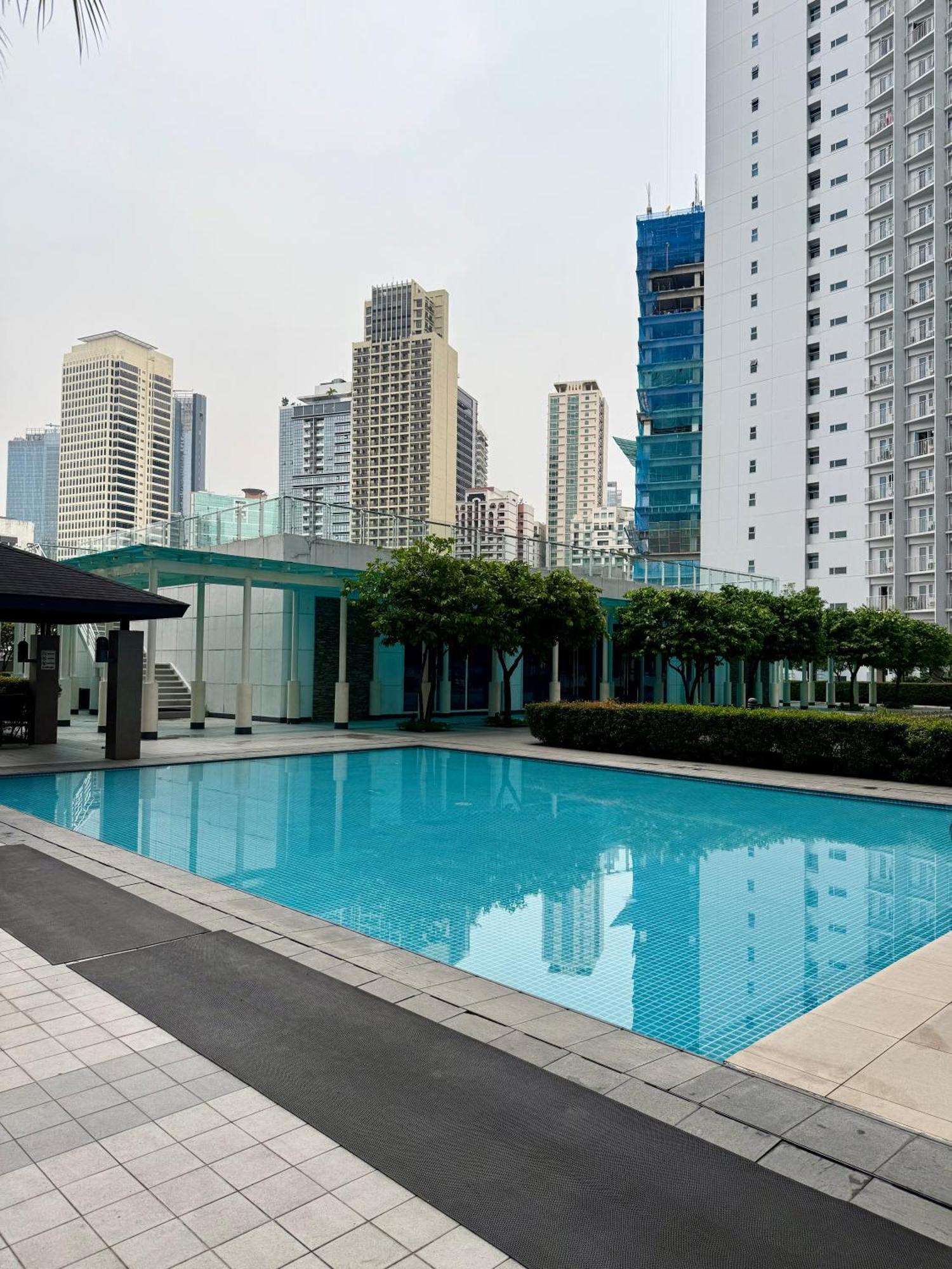 Serene Suite In Jazz Residences Makati City Luaran gambar